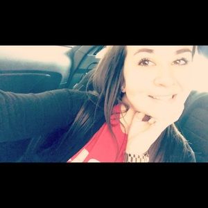 Meet your Posher, Julianna